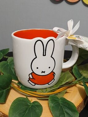 Miffy Bunny Ceramic Mug - With White Miffy Zipper Pouch NWT